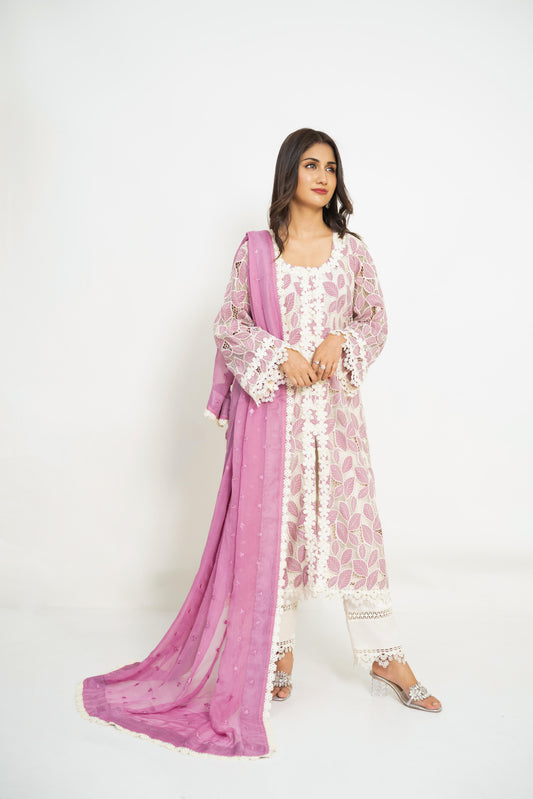 Blush Leaf – Embroidered Cutwork